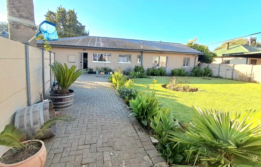 4 Bedroom Property for Sale in Gardeniapark Free State